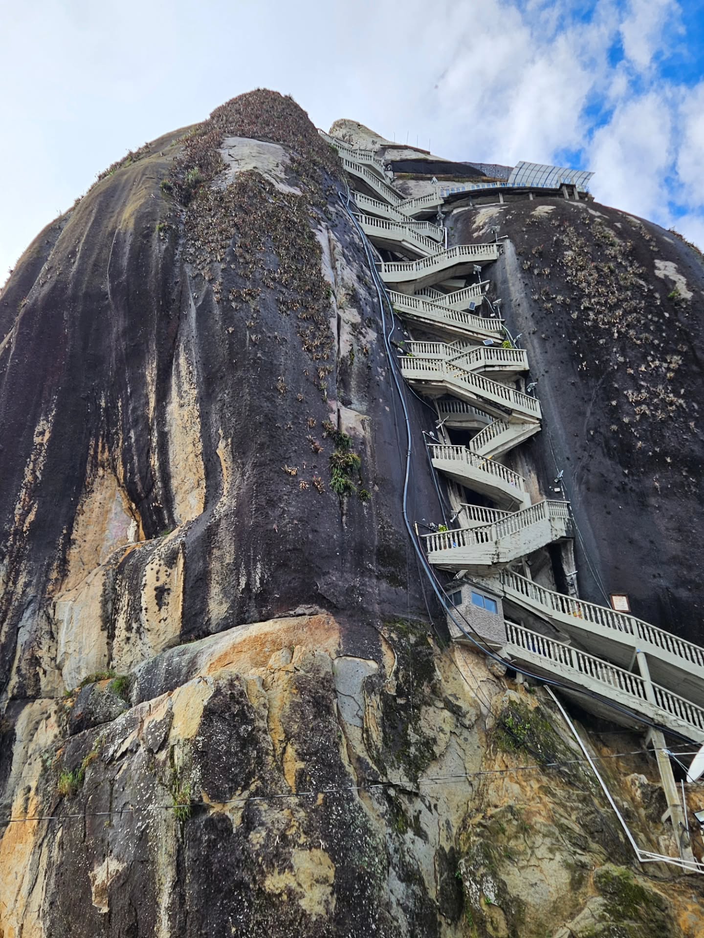 Piedra del Peñol view