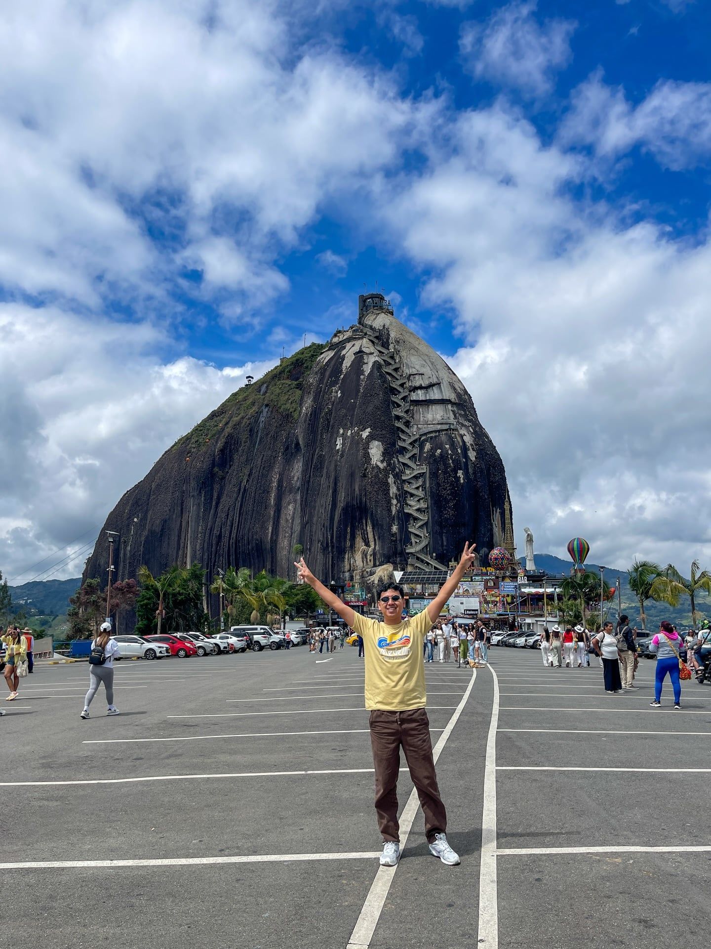 Besucherfoto einer Piedra del Peñol-Tour